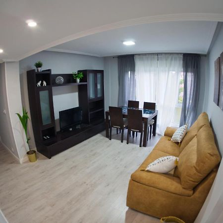 Bonito piso Villafria 3 habitaciones,wiffi Oviedo Exterior foto